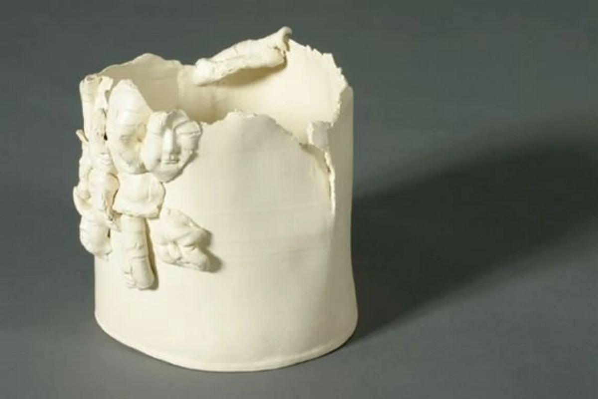 Featured image for Sodeisha Sculptural Ceramics: Digitalization and VR Interaction